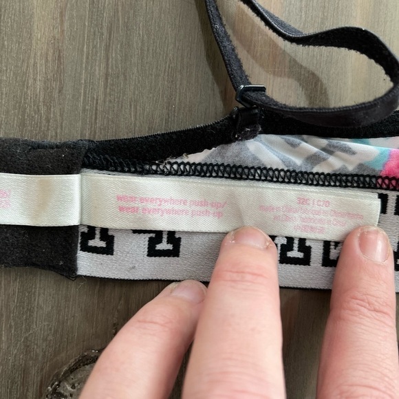 Pink Victoria’s Secret Wear Everywhere Push Up Bra size: 32C - Picture 6 of 12